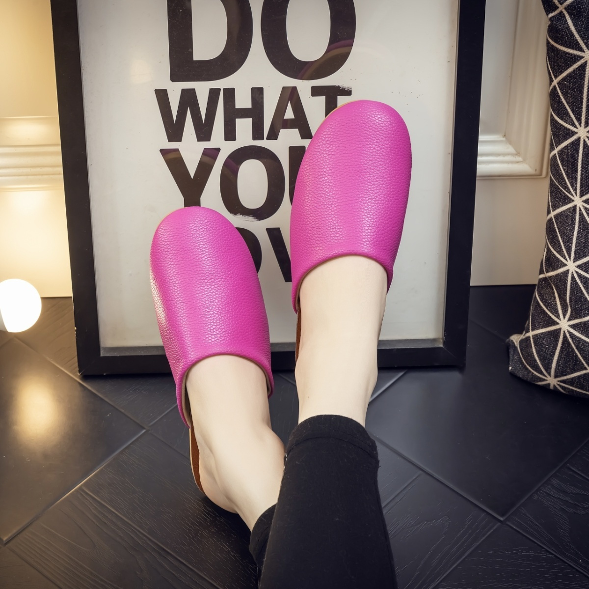 Fashion Black Leather Slippers - огляд і ціна Men'S Fashion Houses